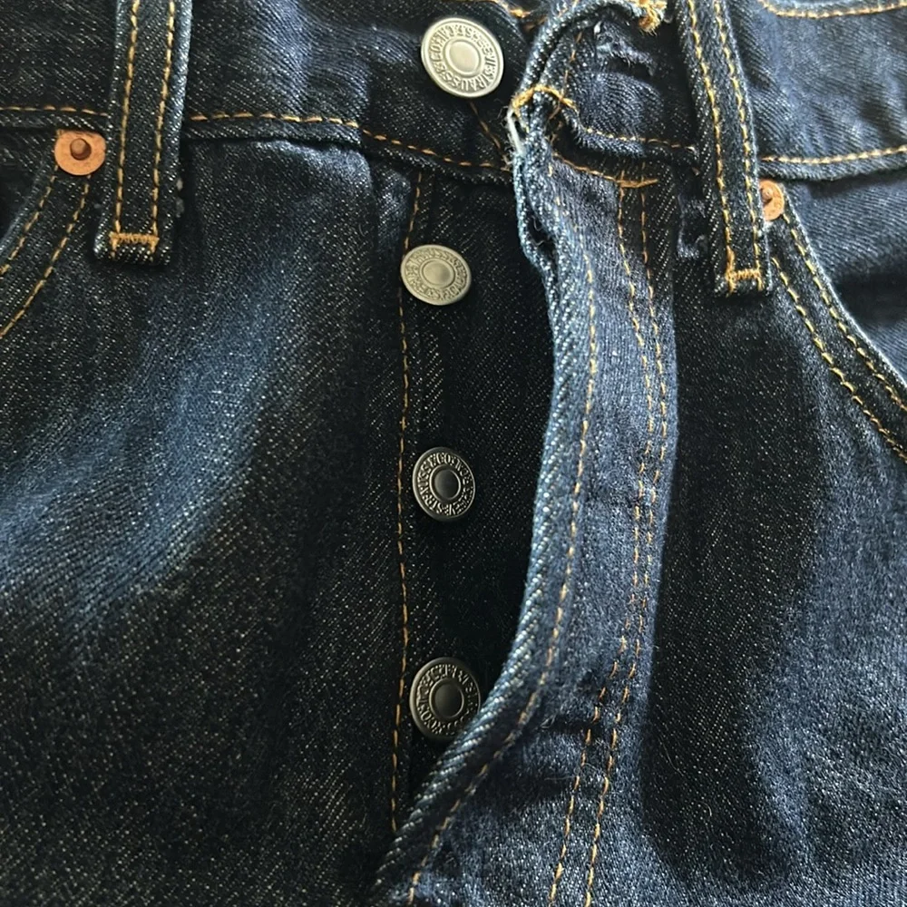 New Levi’s Original 501 dark wash waterless strait leg leather tag button front